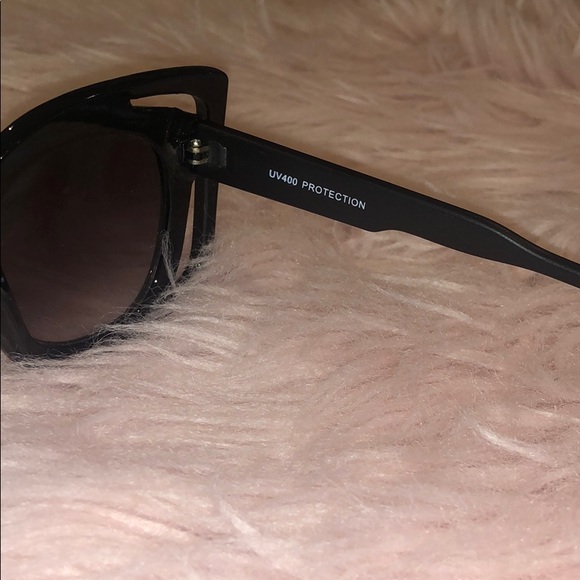 Black sunglasses with cute cutout design - Picture 5 of 6